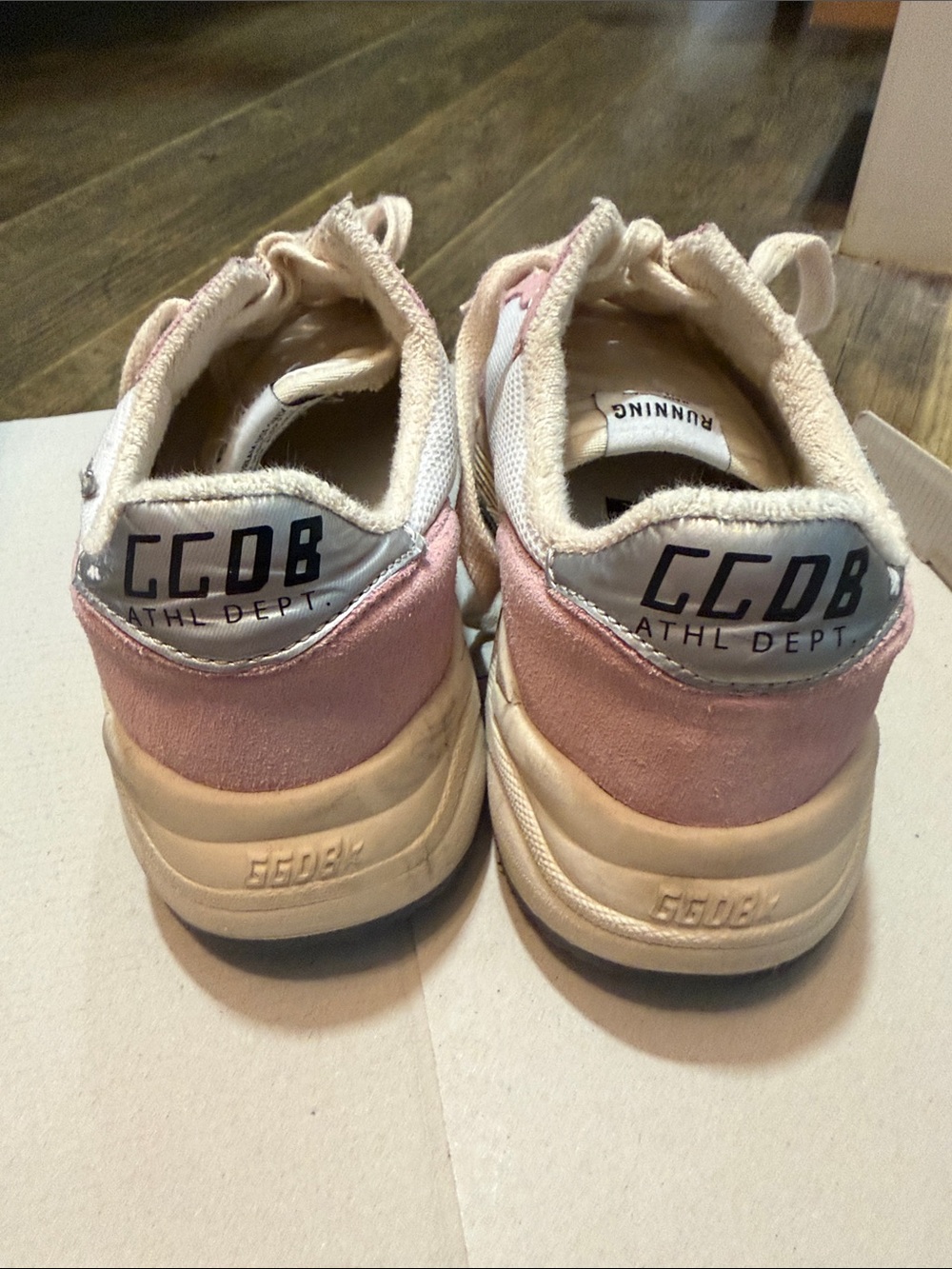 Golden Goose Pink and White Glitter Star Sneakers - Picture 3 of 10